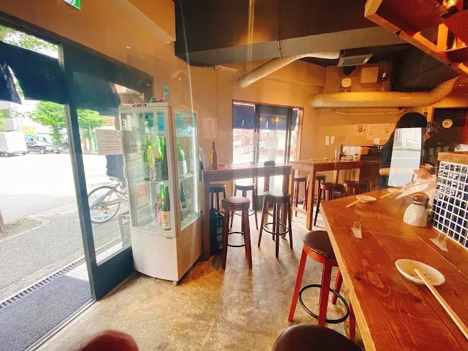 酒と肴 カキツバタの写真1